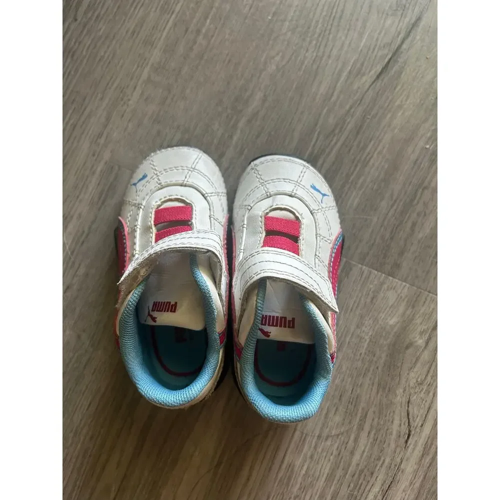Puma toddler size 5C low top sneakers